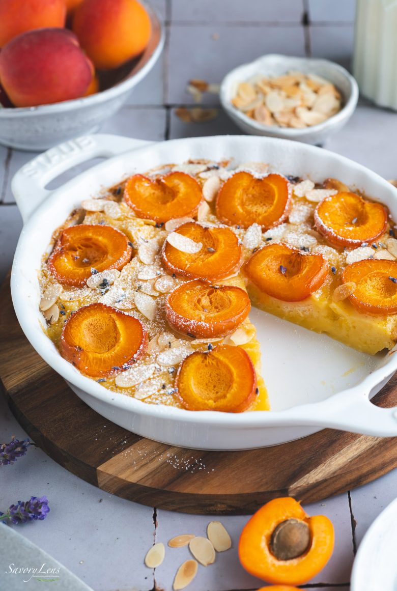 Clafoutis mit Aprikosen und Lavendel - Ein sommerliches französisches ...