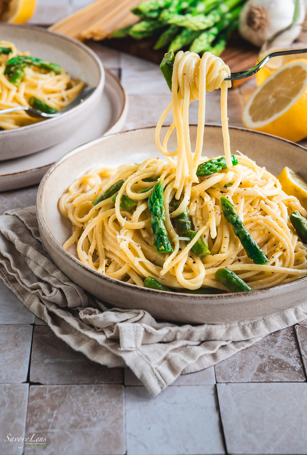 Pasta al Limone mit grünem Spargel