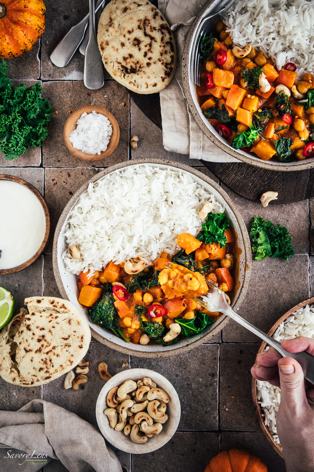 Kürbis-Kichererbsen-Curry mit Grünkohl