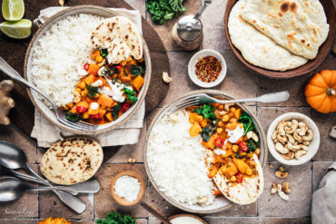 Kürbis-Kichererbsen-Curry mit Grünkohl