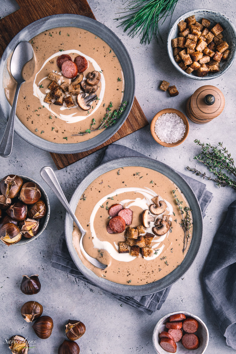 Winterliche Maronensuppe mit Chorizo und Champignons