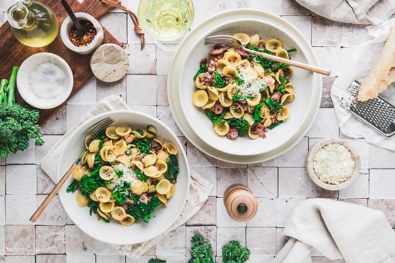 Orecchiette mit Salsiccia und Wildbrokkoli